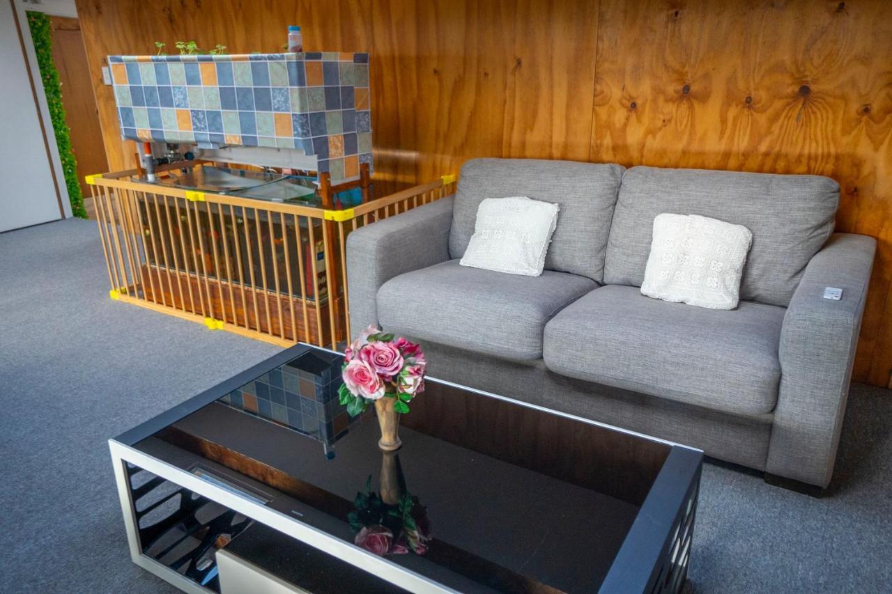 Waikoura Springs Bed and Breakfast Kaikoura Esterno foto